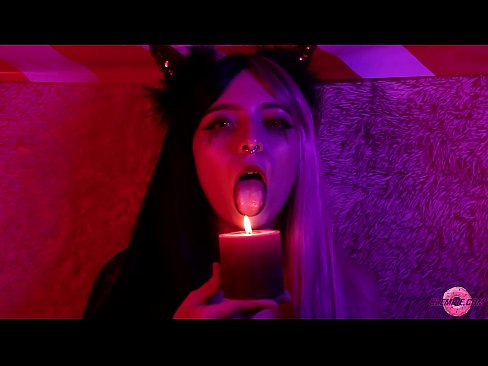 ❤️ Ƙaunar Ƙauna daga Sexy Succubus tare da Cika Baki Batsa ️❤